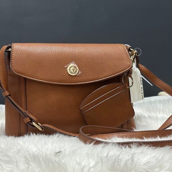 Anne Klein Flap messenger crossbody - Picture 2 of 8